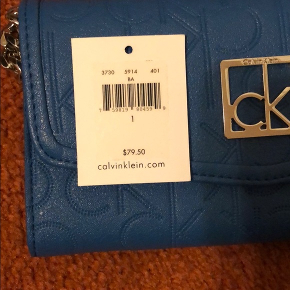 Blue Calvin Klein cross body bag brand new. - Picture 3 of 4